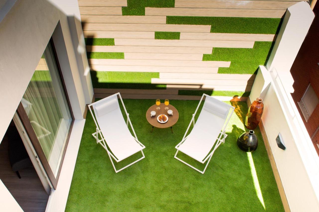 Aparthotel Voghe Premium Flats Valencia Exterior foto